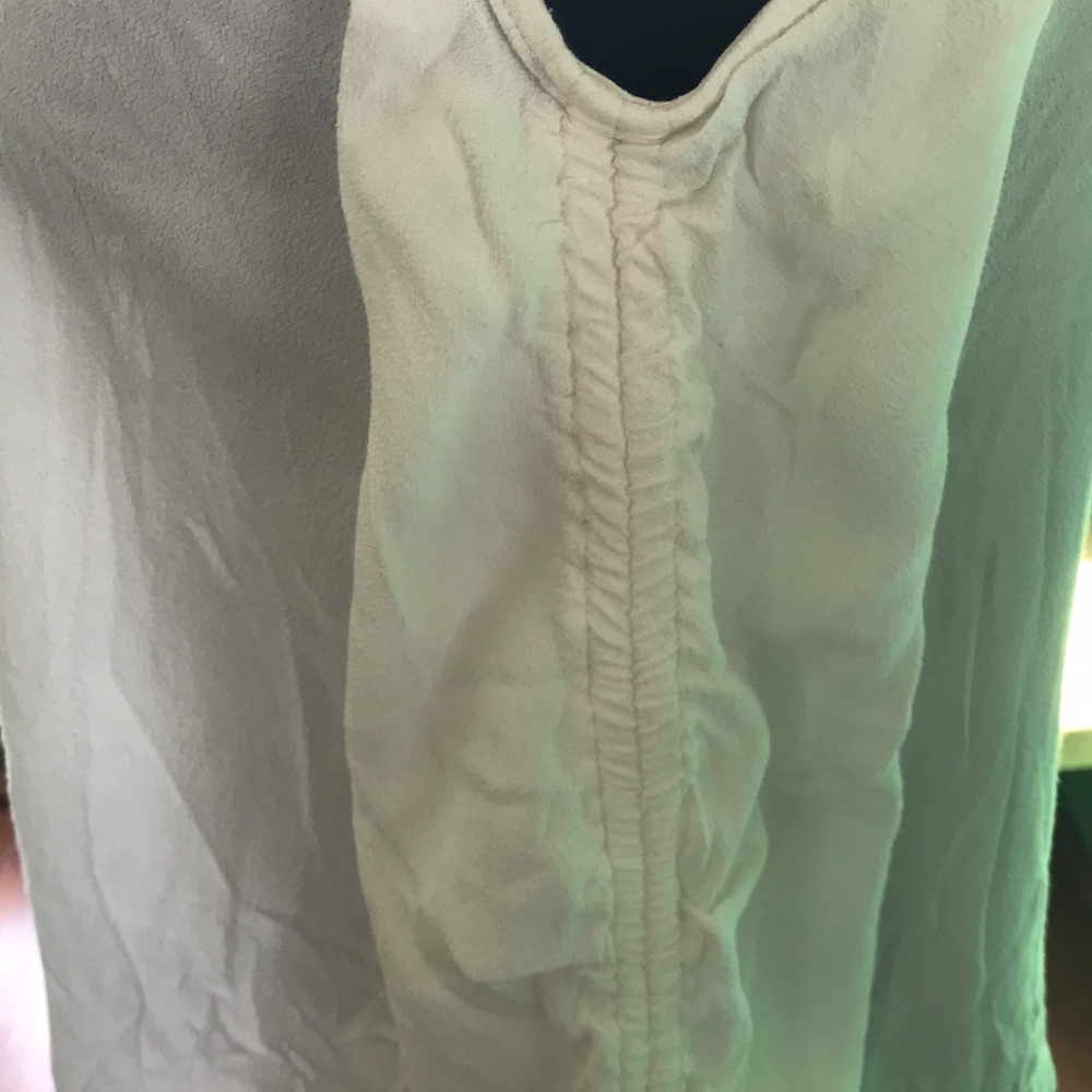 🤍🤍Express Cold Shoulder Top🤍🤍 - Picture 6 of 10